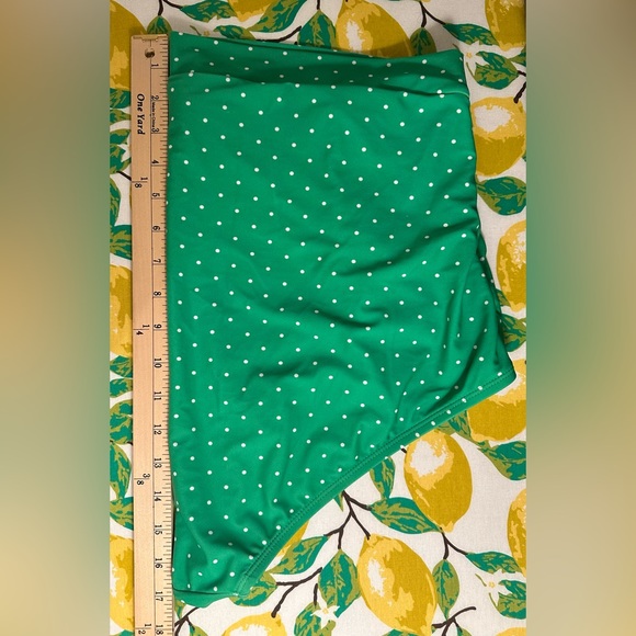 Unique Vintage Plus Size Green & White Pin Dot Monroe Swim Bottom - Picture 8 of 10